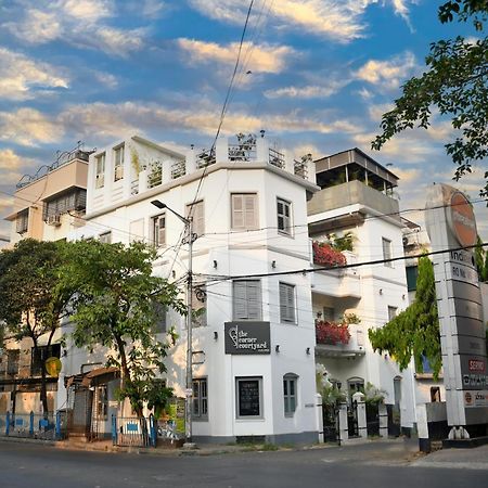 The Corner Courtyard Hotel Calcutta Buitenkant foto